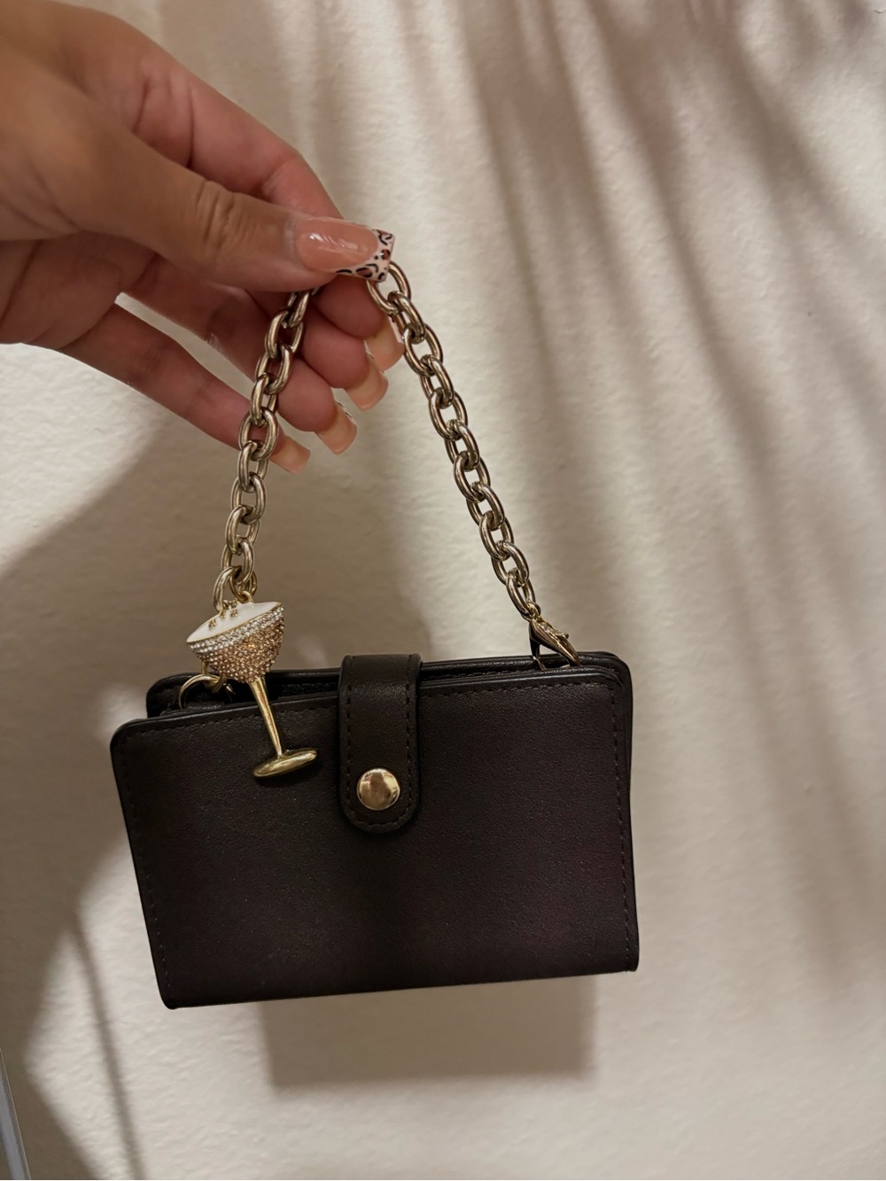Black Chain-Handle Women's Wallet Purse - Elegant Everyday Bag